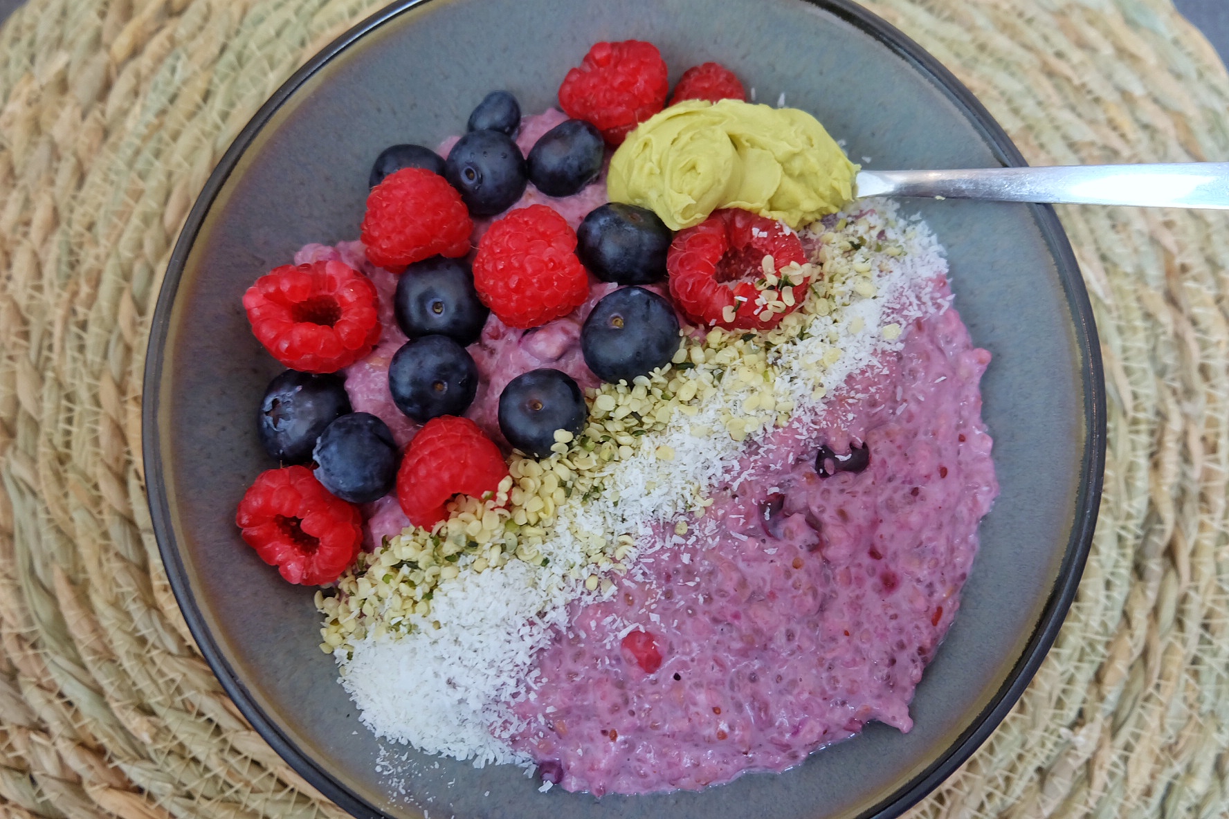 Mixed Berries Oatmeal